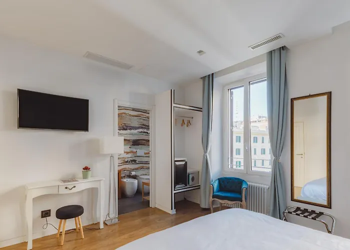 The Place Giuliana 4*
